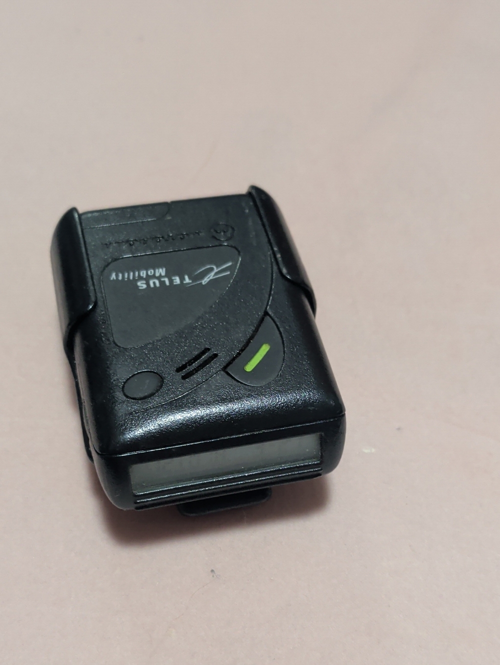 Vintage Black Motorola Bravo FLX/LX Pager Telus Mobility